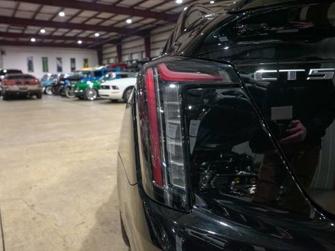 Used 2023 Cadillac CT5 V Blackwing image 33