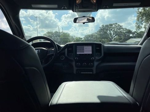 Used 2024 RAM 3500 Tradesman w/ Chrome Appearance Group image 31