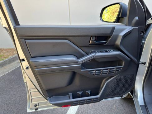 Used 2024 Toyota Tacoma SR image 36