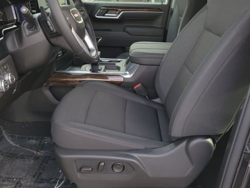 New 2026 GMC Sierra 1500 Elevation w/ Preferred Package image 6