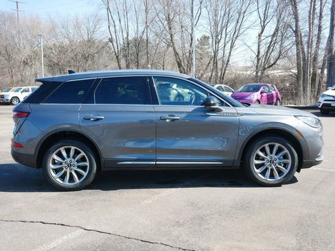 Used 2022 Lincoln Corsair AWD w/ Premium Package image 8