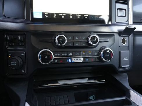 Used 2024 Ford F250 Lariat AWD/4WD image 16