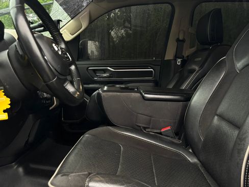 Used 2021 RAM 1500 Laramie w/ Off Road Group AWD/4WD image 15