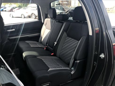 Used 2018 Toyota Tundra SR5 w/ SR5 Upgrade Package image 18