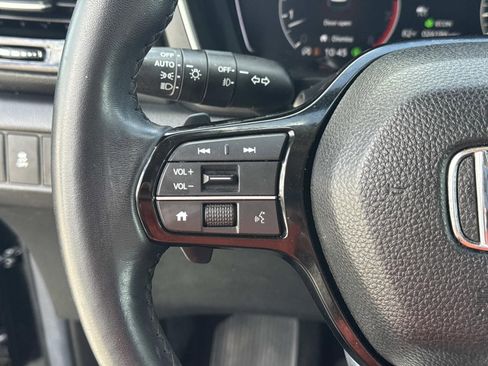 Used 2025 Honda Pilot EX-L image 23
