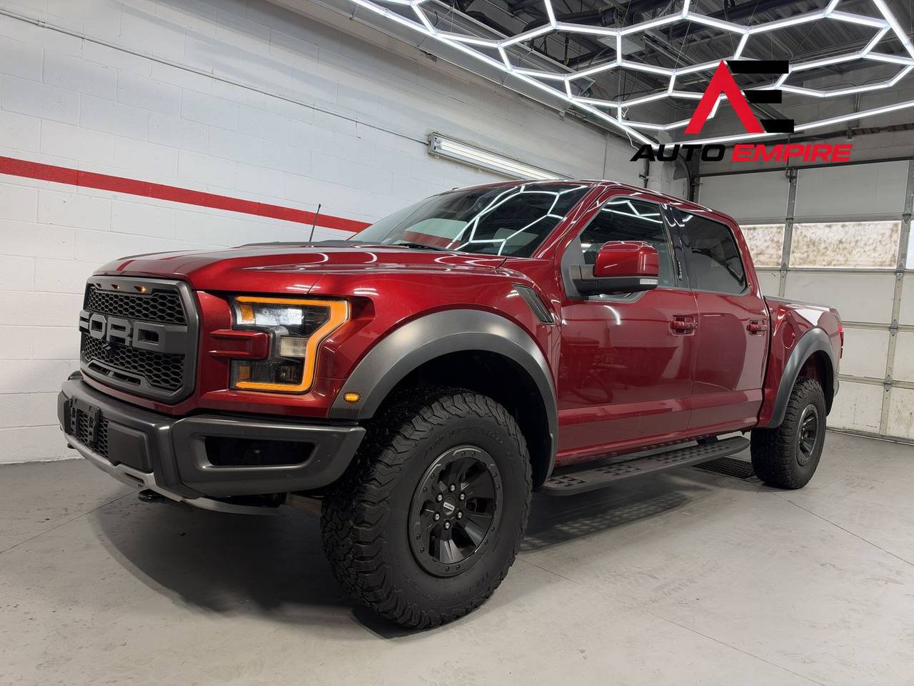 Used 2017 Ford F150 Raptor w/ Equipment Group 802A Luxury AWD/4WD image 1