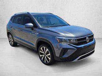 Certified 2022 Volkswagen Taos SE FWD video 3