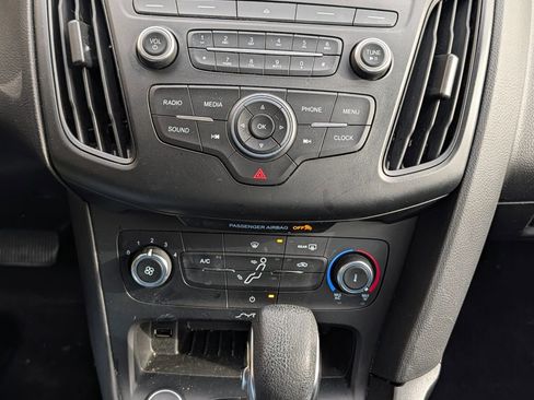 Used 2016 Ford Focus S image 11