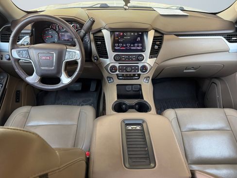 Used 2016 GMC Yukon SLT w/ Open Road Package AWD/4WD image 11