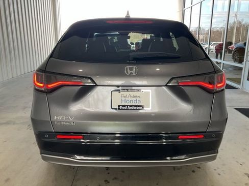 Certified 2024 Honda HR-V EX-L image 20