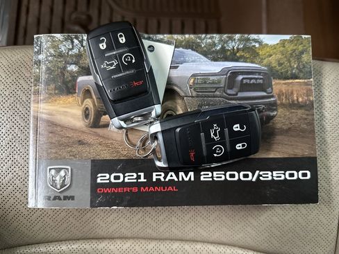Used 2021 RAM 2500 Laramie image 39
