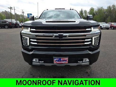 Used 2021 Chevrolet Silverado 2500 High Country w/ Z71 Off-Road Package AWD/4WD image 3