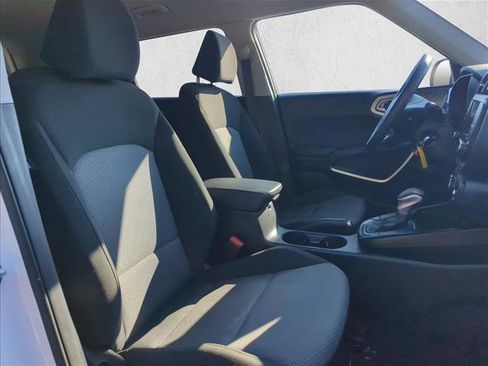 Used 2024 Kia Soul LX w/ Option Group 015 image 25