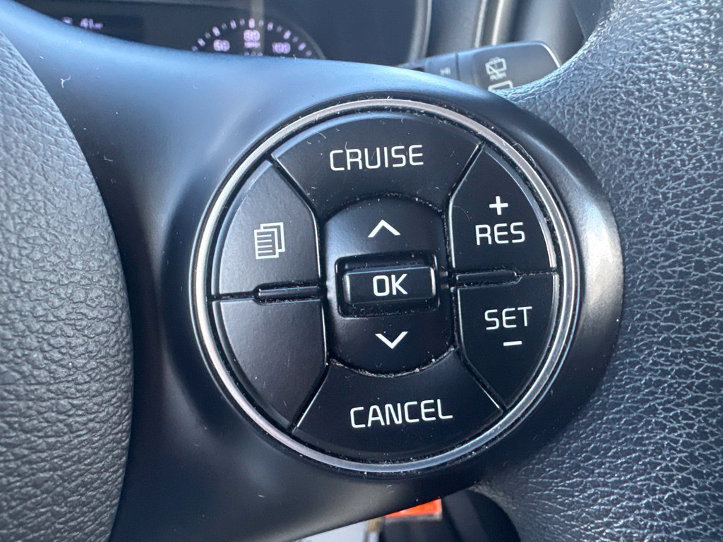 Used 2020 Kia Soul LX FWD image 16
