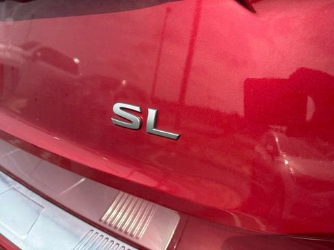 Used 2024 Nissan Rogue SL FWD image 12