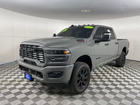 Used 2026 RAM 2500 Big Horn AWD/4WD image 1