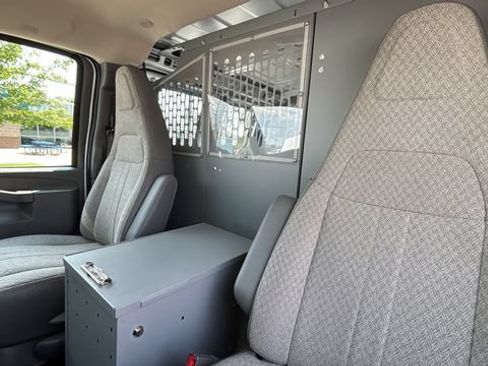 Used 2025 Chevrolet Express 2500 w/ Driver Convenience Package RWD image 19