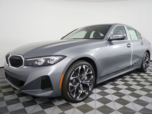 New 2026 BMW 330i Sedan w/ Premium Package image 8