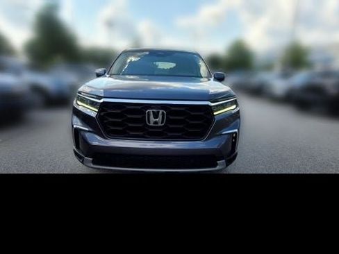 Used 2023 Honda Pilot EX-L image 6