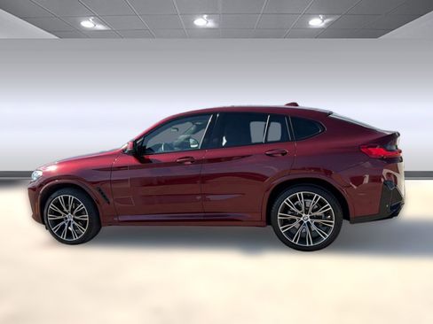 Certified 2024 BMW X4 xDrive30i w/ Premium Package image 2