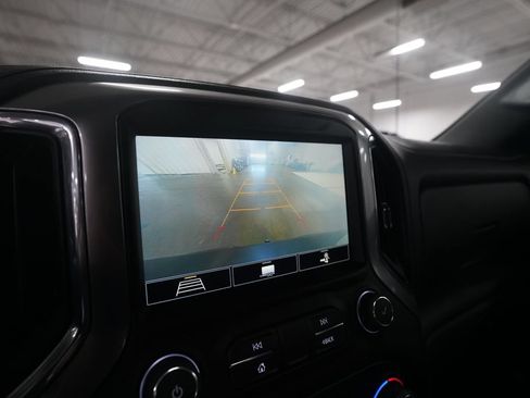 Used 2020 Chevrolet Silverado 1500 LT Trail Boss AWD/4WD image 19
