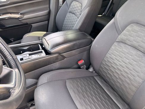 Certified 2022 Nissan Pathfinder SV FWD image 18