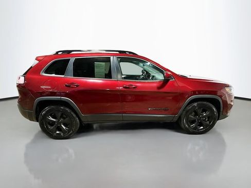 Used 2019 Jeep Cherokee Latitude Plus AWD/4WD image 5