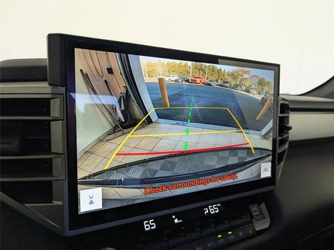 Used 2025 Toyota Tundra Limited image 18