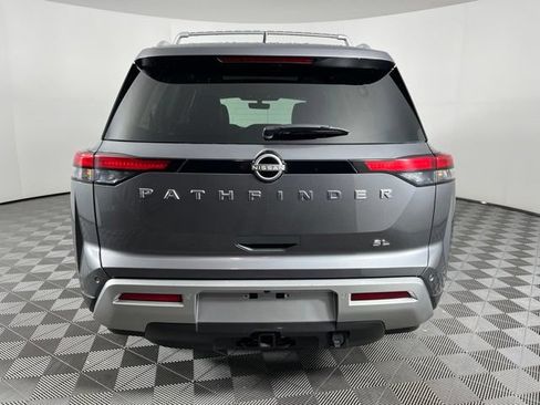Used 2025 Nissan Pathfinder SL w/ SL Premium Package FWD image 10