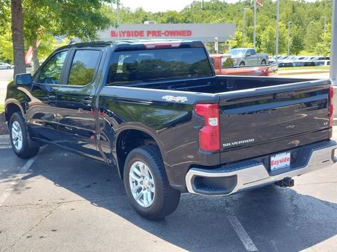 Used 2023 Chevrolet Silverado 1500 LT AWD/4WD image 43