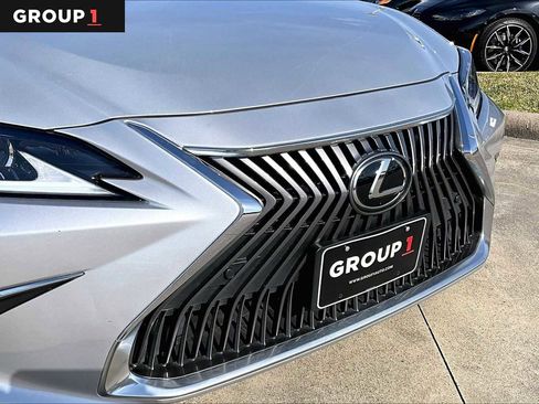 Used 2020 Lexus ES 350 w/ Premium Package image 26