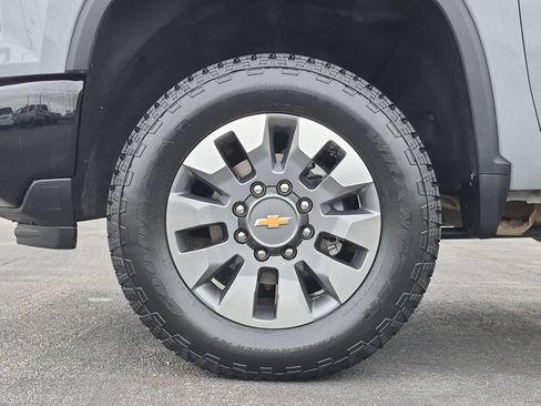 Certified 2025 Chevrolet Silverado 2500 Custom w/ Custom Value Package AWD/4WD image 31