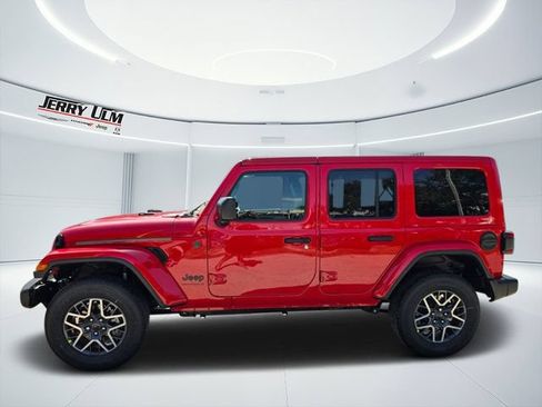 New 2025 Jeep Wrangler Unlimited Sahara w/ Safety Group AWD/4WD image 3