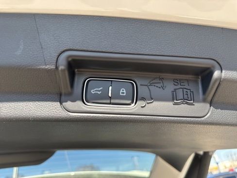 New 2026 Ford Explorer Active w/ Active Comfort Package image 29