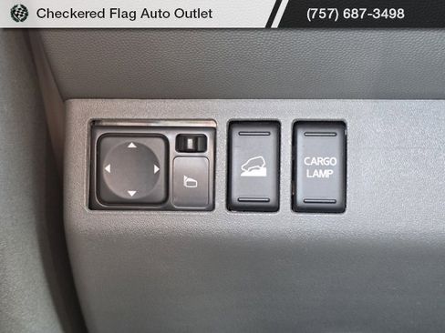 Used 2018 Nissan Frontier SV w/ Value Truck Package image 10