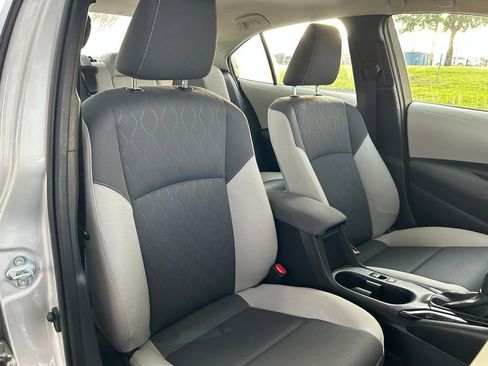 Certified 2025 Toyota Corolla LE FWD image 16