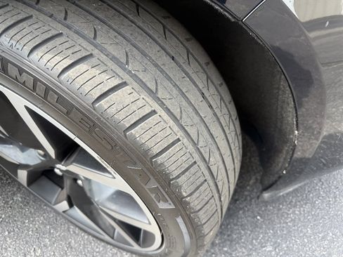 Used 2016 Chevrolet Impala LT FWD image 6