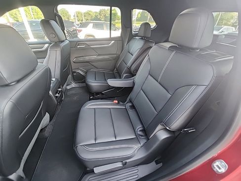 New 2025 GMC Acadia Elevation w/ Elevation Premium Package image 16