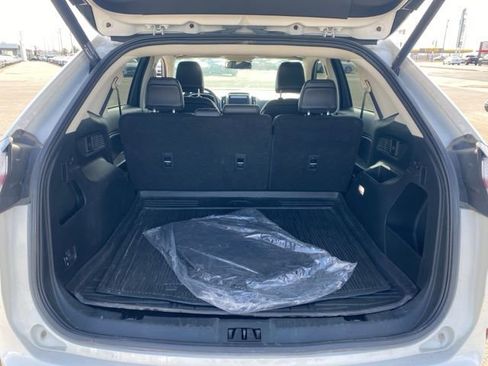 Used 2021 Ford Edge SEL w/ Convenience Package image 5
