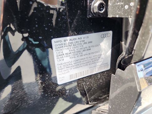 New 2025 Audi Q3 2.0T Premium image 21