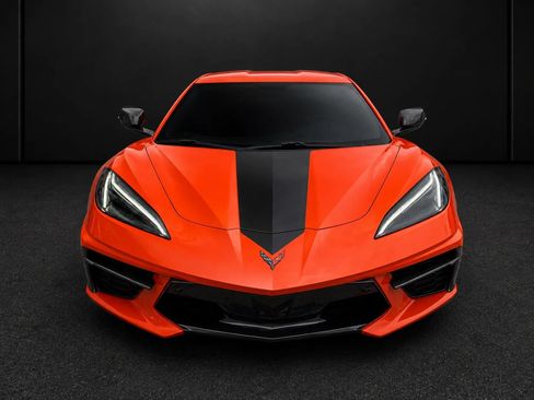 Used 2021 Chevrolet Corvette Stingray Preferred Cpe w/ Z51 Performance Package RWD image 8