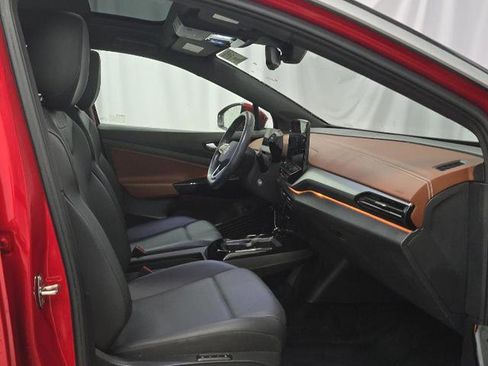 Used 2022 Volkswagen ID.4 Pro S w/ Gradient Package image 8