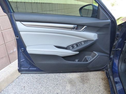 Used 2019 Honda Accord Hybrid image 22