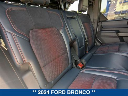 Used 2024 Ford Bronco Raptor w/ Interior Carbon Fiber Pack 6 AWD/4WD image 21