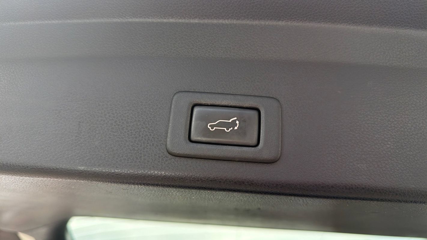 Used 2019 Subaru Ascent Limited AWD/4WD image 28