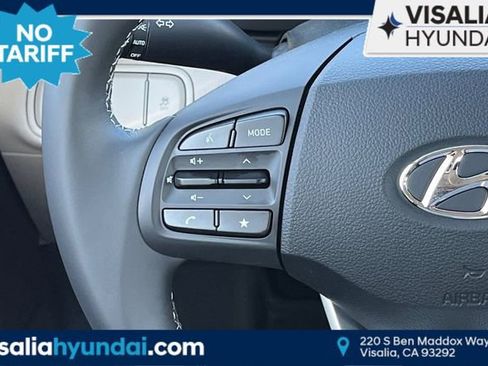 New 2025 Hyundai Venue SEL image 27