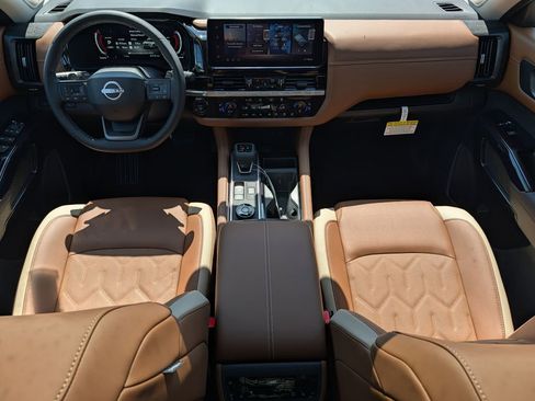 New 2026 Nissan Pathfinder Platinum w/ Cargo Package AWD/4WD image 10