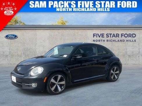 Used 2013 Volkswagen Beetle Turbo FWD image 4