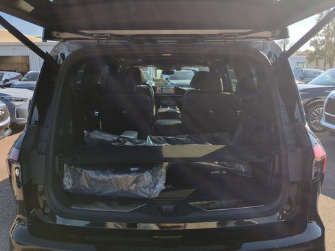 New 2026 INFINITI QX80 Autograph w/ Premium Cargo Package image 27