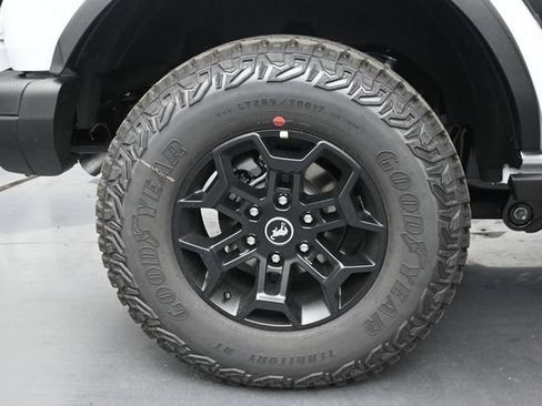 New 2026 Ford Bronco Badlands AWD/4WD image 36